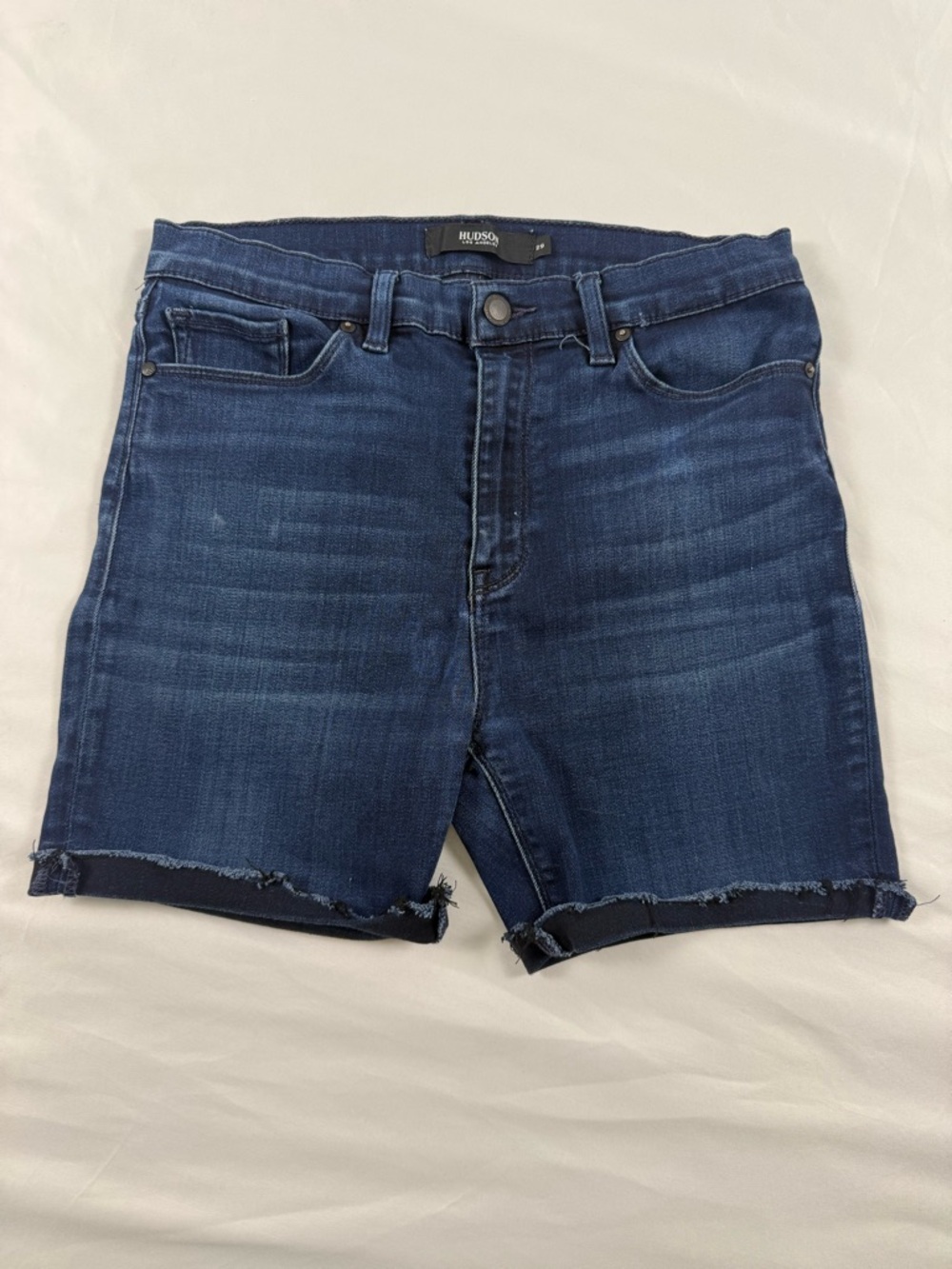 Hudson Barbara Super Skinny Cutoff Denim Shorts Size 29 Dark Wash Raw Hem